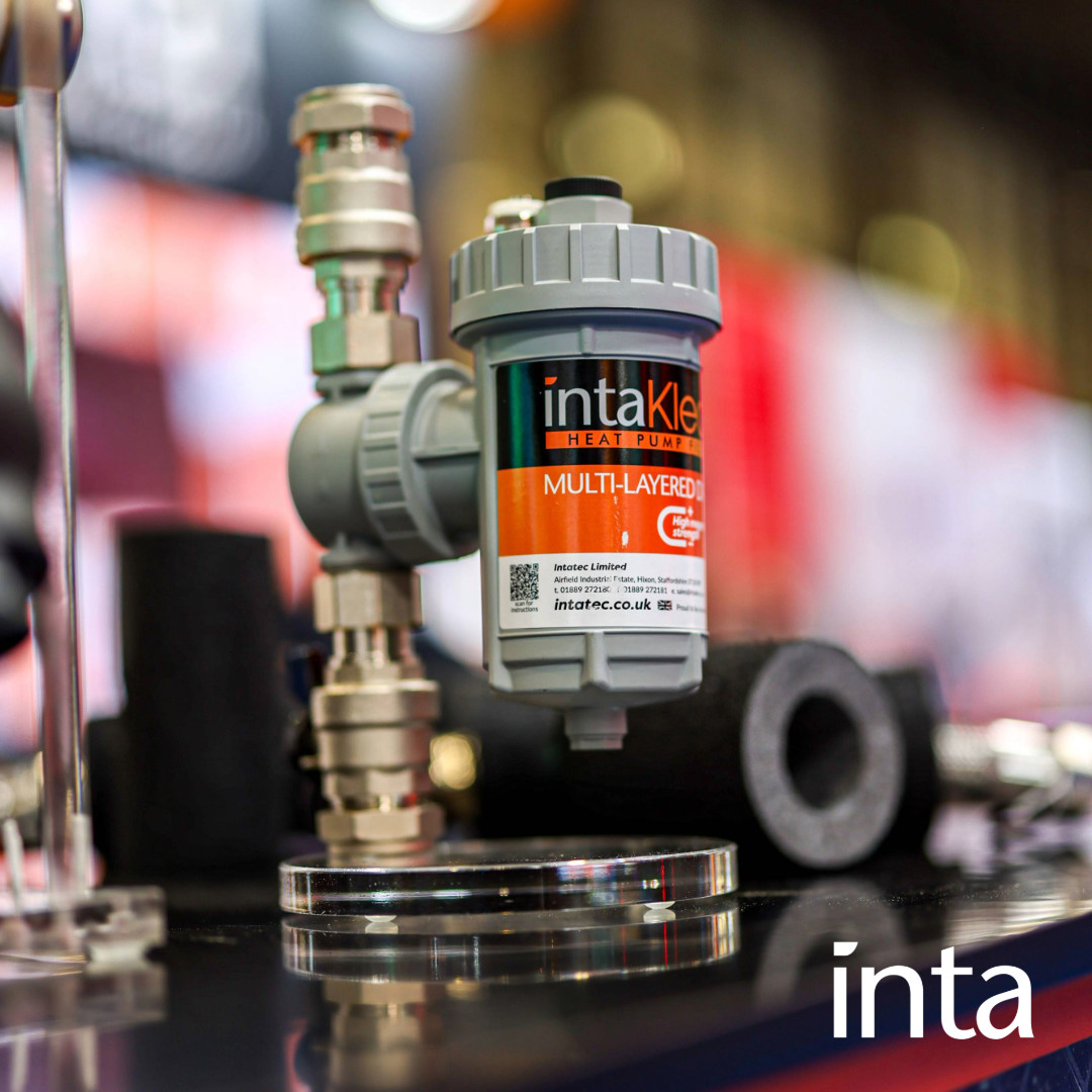 Intatec's tweet image. When it comes to keeping heat pumps running at peak performance during the colder months, our IntaKlean HP filter is unbeatable.

The IntaKlean HP filter ensures system cleanliness by capturing fine particles, preventing clogs, and maintaining smooth operation.

#Inta