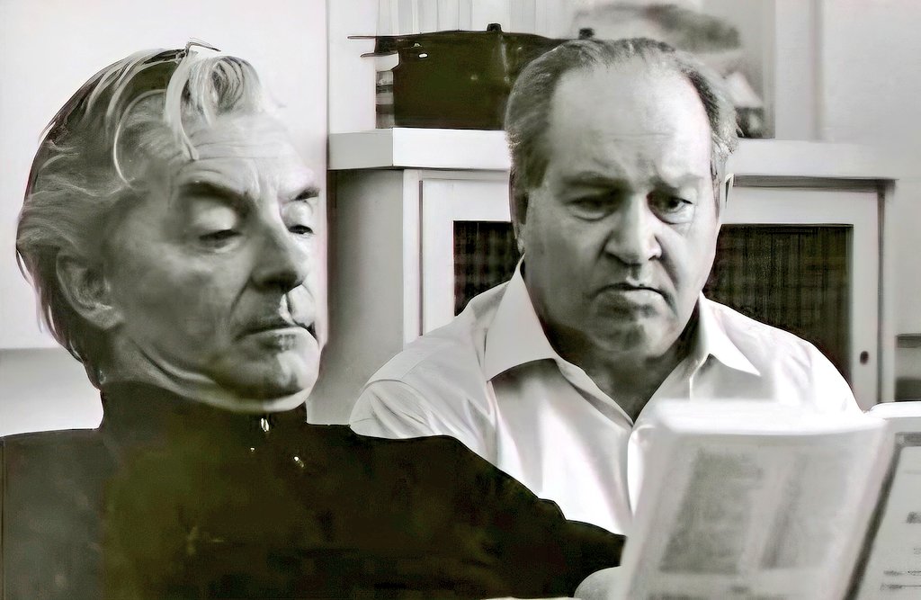 Austrian conductor #HerbertvonKarajan and violin virtuoso #DavidOistrakh 🎻🎶

In 1972, Oistrakh played the 5th violin concerto by #Mozart in #Berlin with Karajan conducting the “Joint European Youth Orchestra of the Herbert von Karajan Competition”.