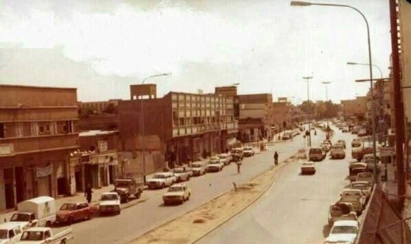 مريت الحين بشارع ابن سليمان، كان يسولف معي صديق اليوم وسماه شارع ابليس، 
   في الرياض شارع (الدشوش) كانو يسمونه شارع إبليس. وهو  شارع عبدالله بن سليمان.  لارتباطه بالستلايت اول مادخل، واعتبره المطاوعة شارع الرذيلة.
 في بريدة شارع الخبيب كان بعض شيوخي والمطاوعة  يسمونه شارع ابليس،