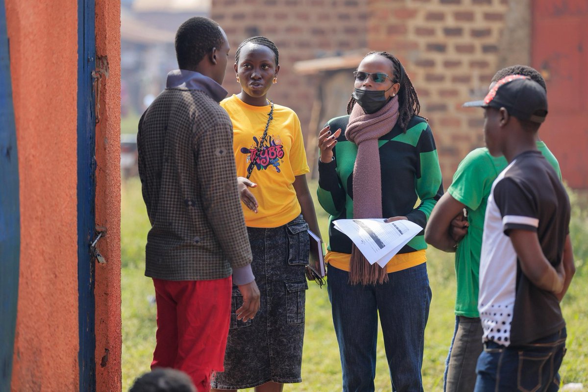 madlynoprah16's tweet photo. Today at #GhettoKonnect we brought the ghetto to life with health & wellness sessions, powerful conversations, and electrifying music performances. ๐๐ถ
Itโs more than vibesโitโs community, connection & change! โจ
#GnTrybe #reachahand https://t.co/CecacEtRIO