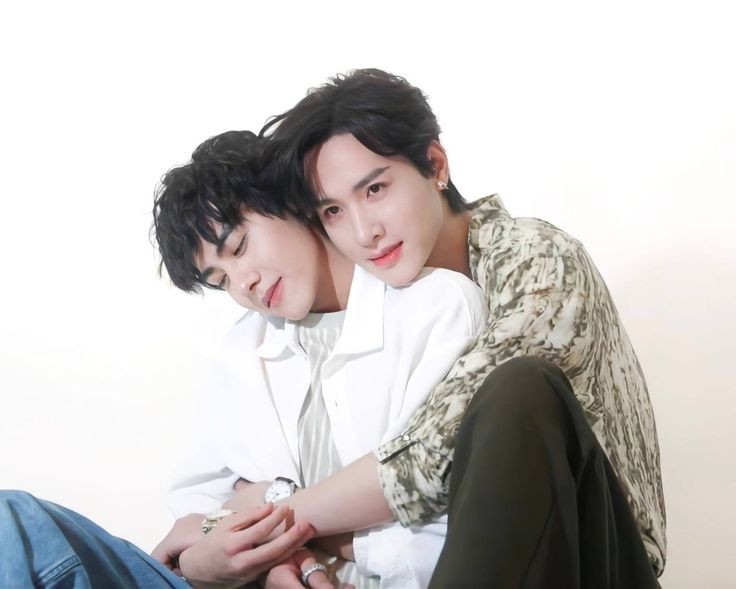 Happy Chinese Valentine Day ❤️ 

#tianxuning #田栩宁 #ziyu #梓渝 
#zhanxuan #展轩 #LiuXuanCheng 
#刘轩丞 #revengedlove