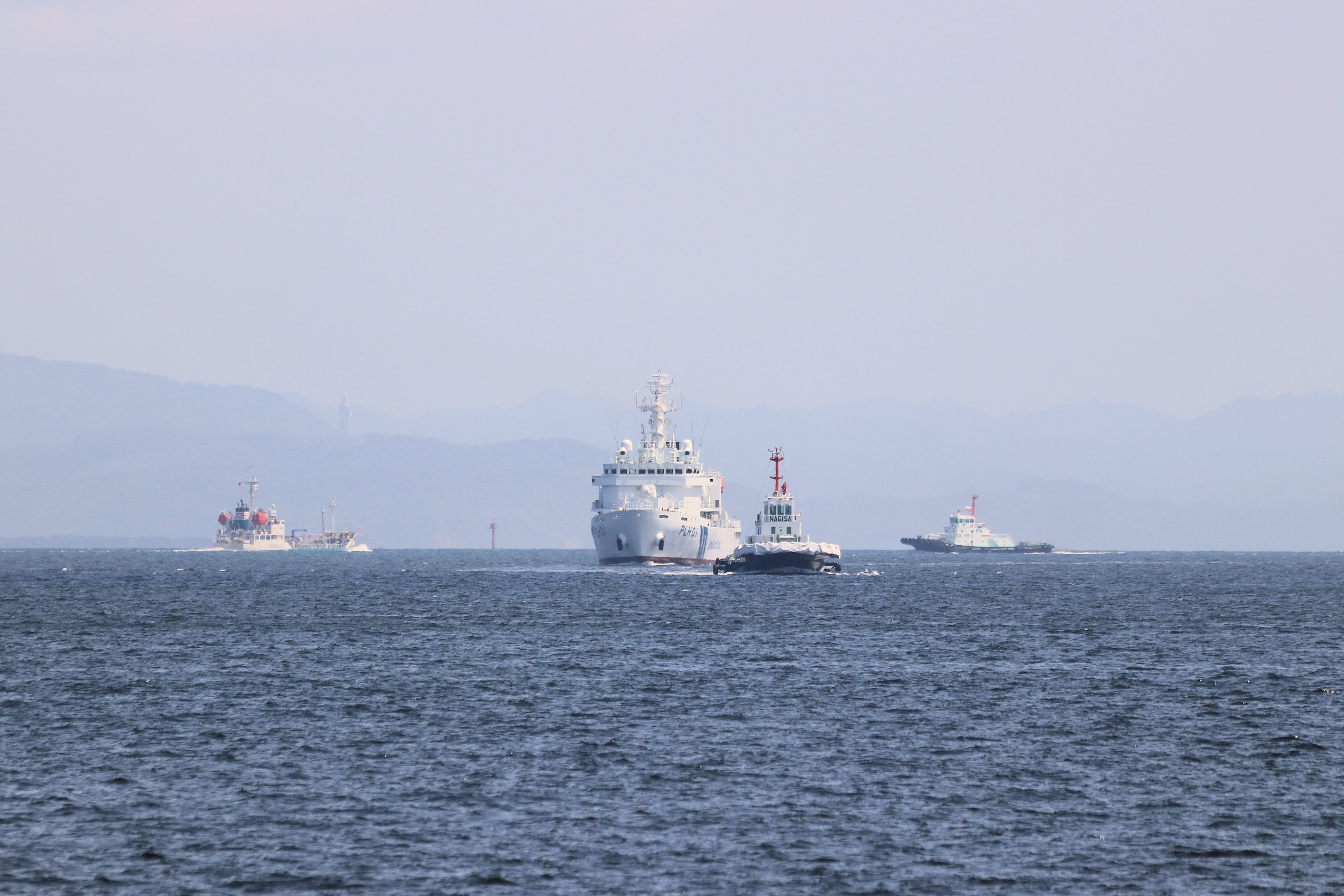 ポートモア岬 AM5:20 #北海道 #積丹 #朝日 #朝陽 #漁船 #漁港 #港 #積丹ブルー