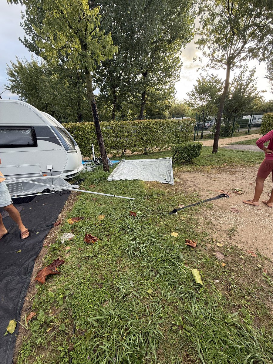 Toob Alers tweet media