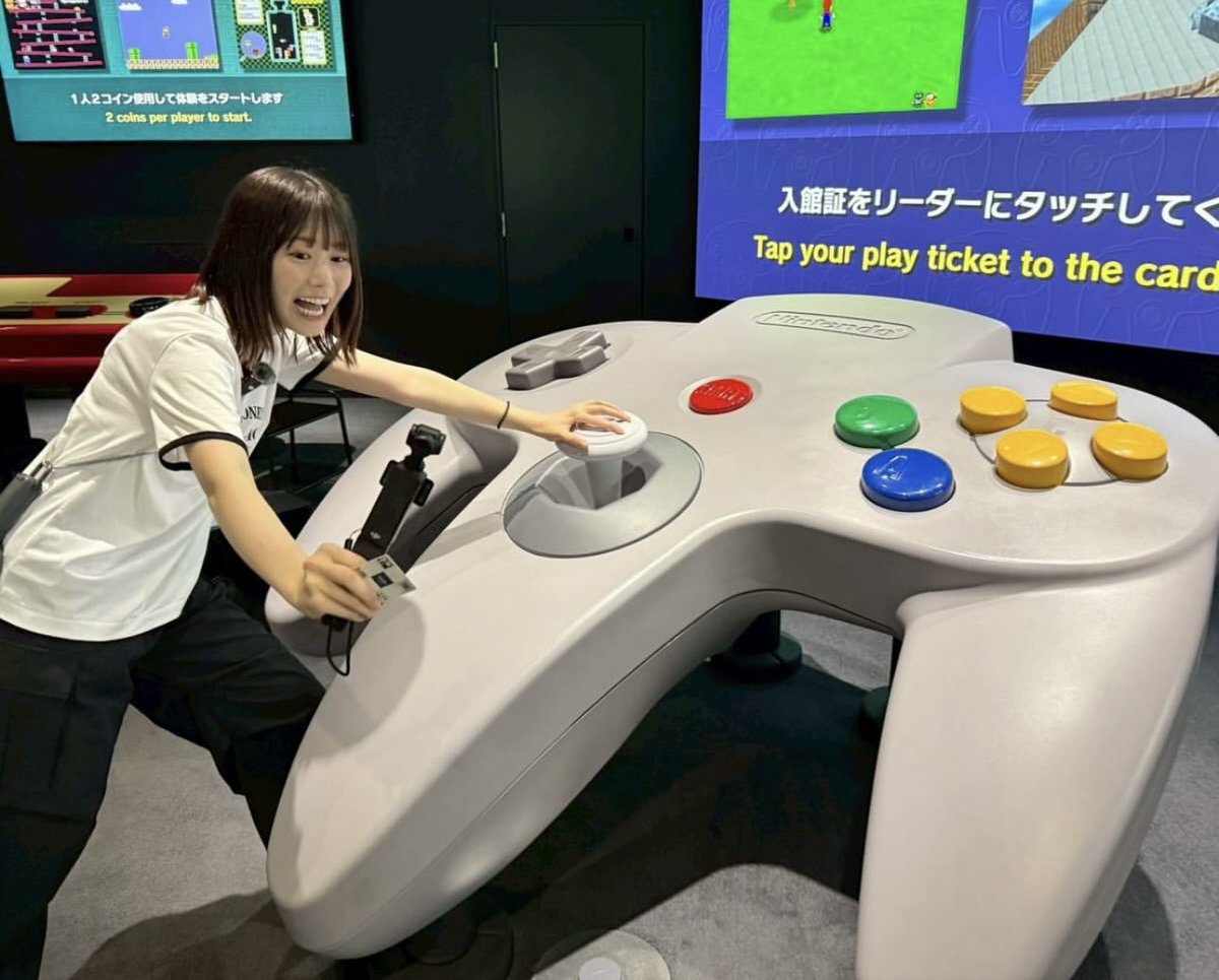 nibuchannnn's tweet image. この写真好き🎮✨

#nibugram #丹生明里 
#ニンテンドーミュージアム