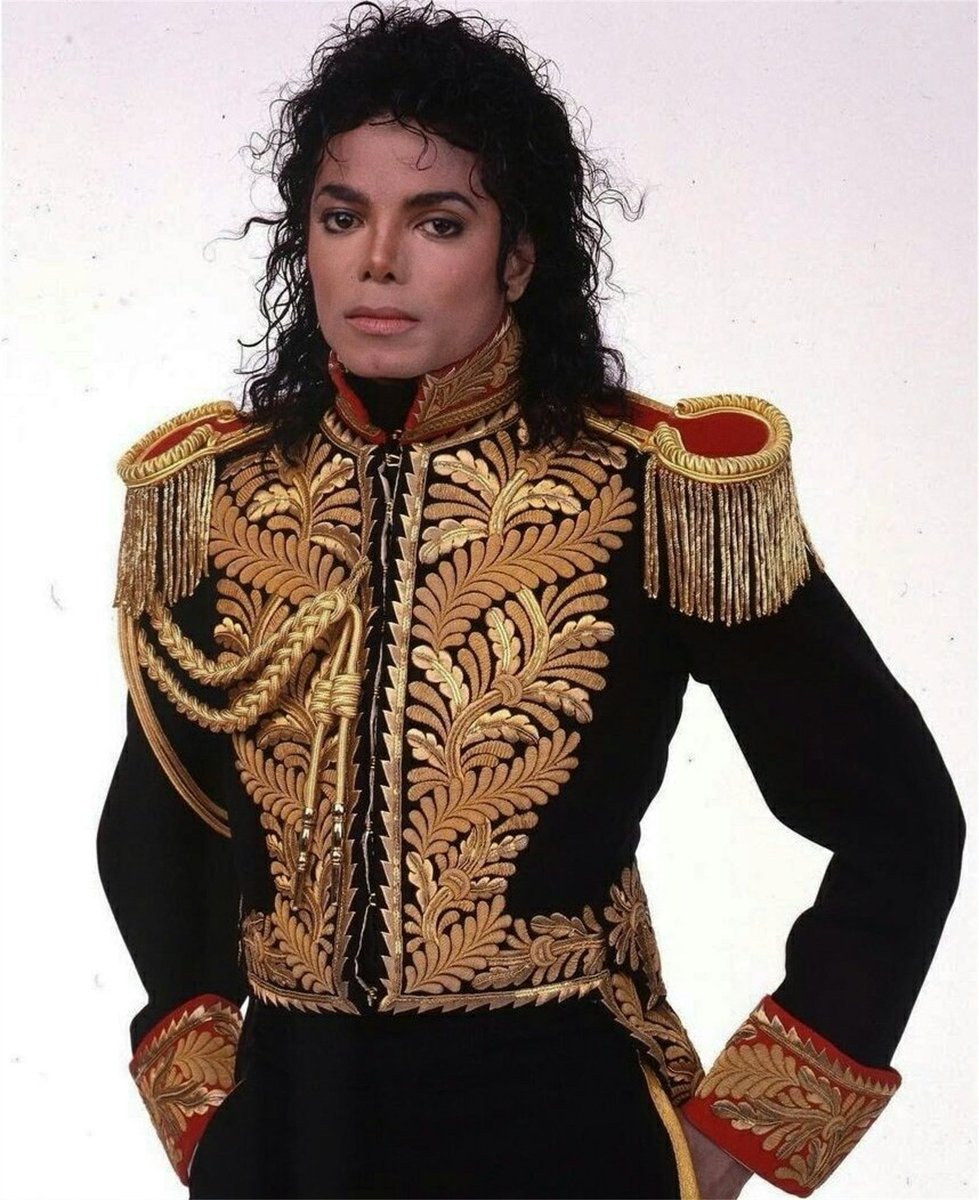 peacelovemjj's tweet image. you are so missed. the world needs you like the sun needs the day; like the moon needs the night. but i would much rather suffer from missing you if that meant that you finally have the peace that you always deserved. today &amp;amp; every day we celebrate you. happy heavenly birthday ♡