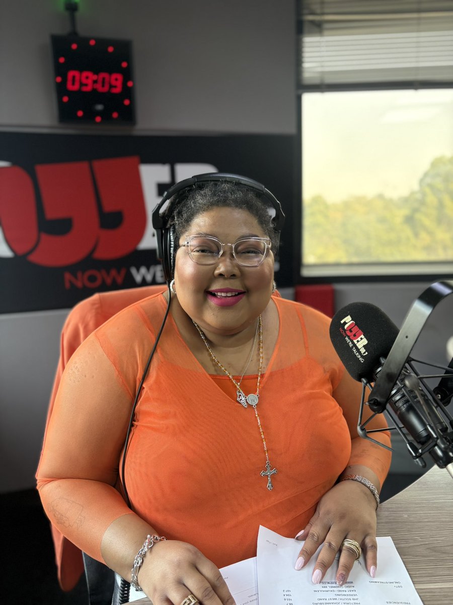 Powerfm987 tweet picture