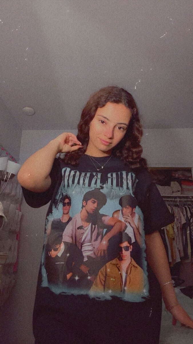 My nour shirt has arrived and I’m so in love with it. <a href="/NourKhodrr/">Nour Khodr</a> I am so obsessed with it🩵🩵🩵🫶🏻