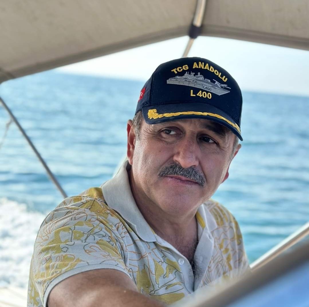 Cumanın hayrı, rahmeti, mağfireti ve bereketi üzerimize olsun.

#HayırlıCumalar