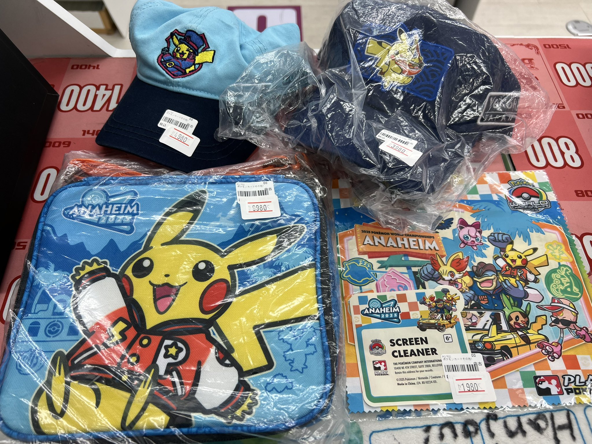 ポケモンカード ￼ケース付き　￼ワンピースカード　最終値下げ額 楽天市場】ポケモンカード ポケカ 遊戯王 boxローダー