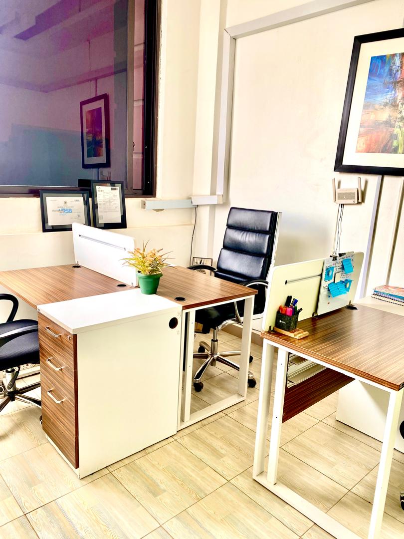 🚀 Work Smart at CELA Work Hub – Akamwesi Mall, Gayaza Road!

✨ Fast Wi-Fi
✨ Modern desks &amp; meeting rooms
✨ Inspiring community

📍 Close to everything, far from distractions.
👉 coworker.com/uganda/kampala…

#Coworking #CELAWorkHub #WorkSmart