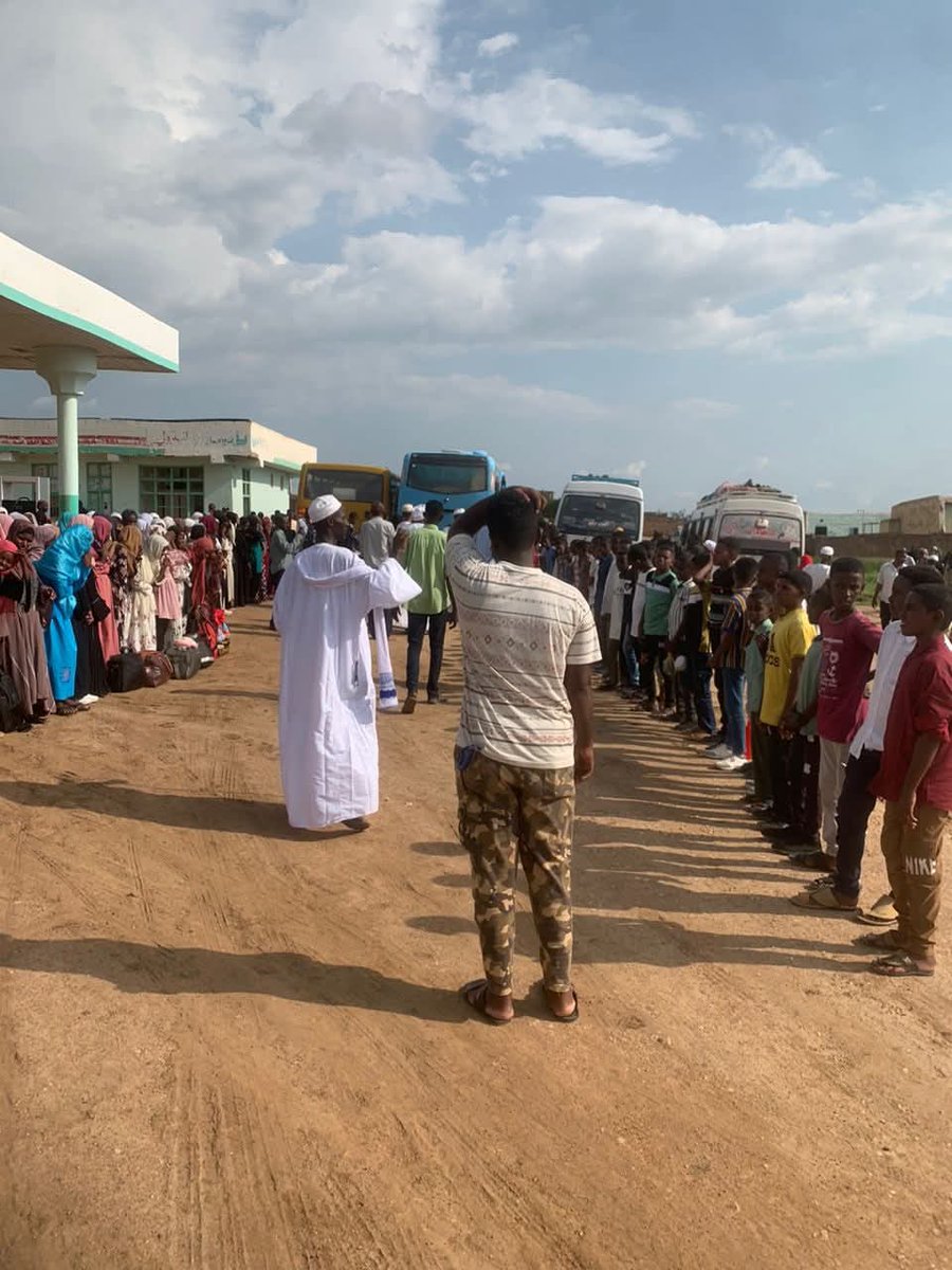 مُـواطنو مدينة المسيد ود عيسى يستقبلون، طُلاب الشهادة الابتدائية من بحري، الجالسين للامتحانات بولاية الجزيرة