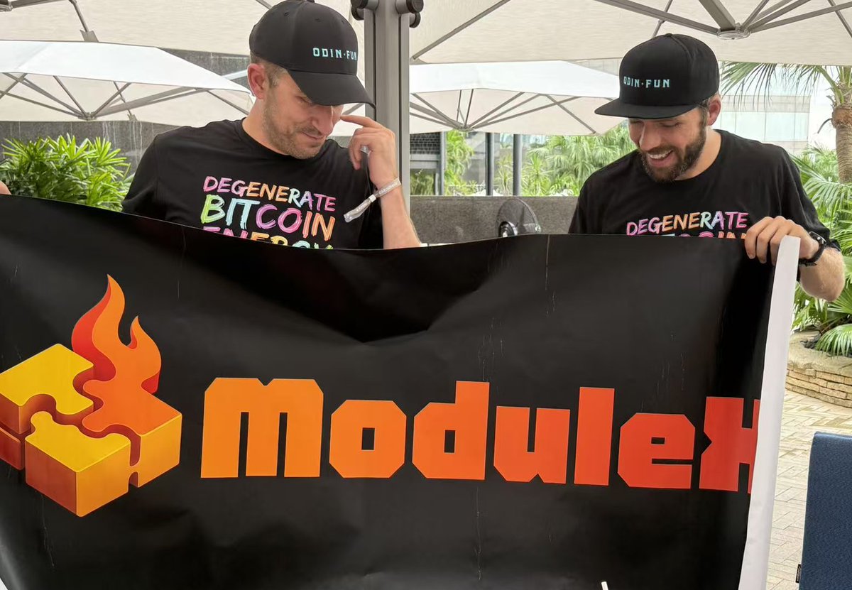 ModuleX_'s tweet image. 🔥 We recently met face-to-face with the @BobBodily team and proudly raised the ModuleX banner together!
This moment embodies the true builder spirit and symbolizes the growing confidence of our community.
The future belongs to the ecosystem we’re building together 🚀
#ModuleX…