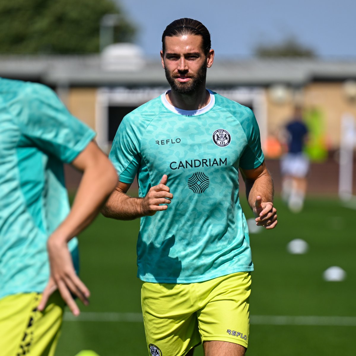 Repost and follow <a href="/candriam/">Candriam</a> to be in with a chance of winning this week's warm-up top! 👕

#WeAreFGR💚