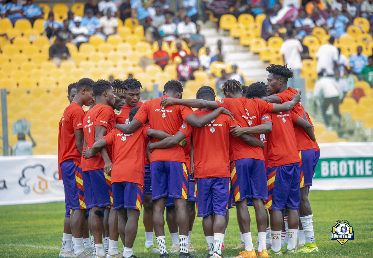When Hearts of Oak decide to turn up, only a few can stop them. 

They stepped onto the pitch with a glowing tribute on their shirts. 

#HomowoPeaceCup