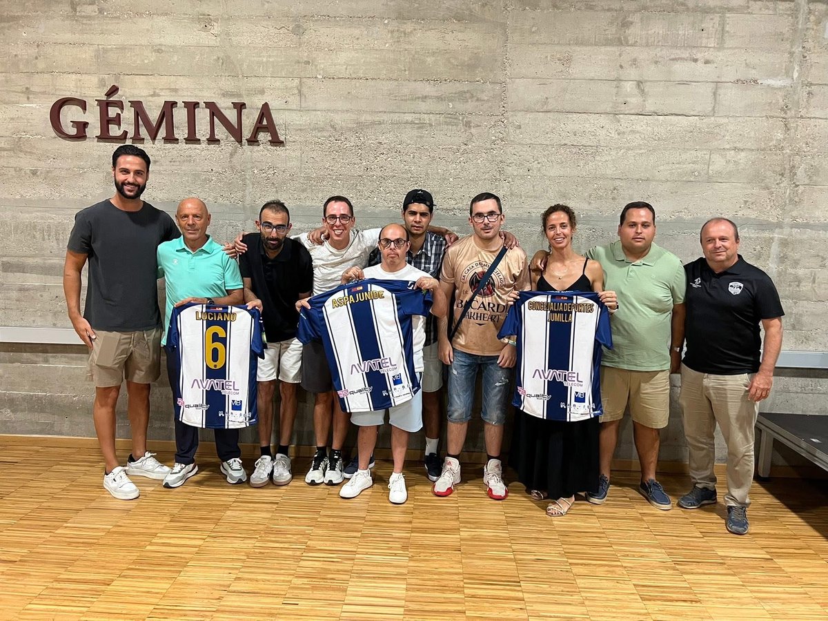 ⁦<a href="/ASPAJUNIDE/">ASPAJUNIDE</a>⁩ jumilla estos Campeones sí que son grandes 👏🏼👏🏼👏🏼👏🏼👏🏼🔝💪🏼🇪🇸