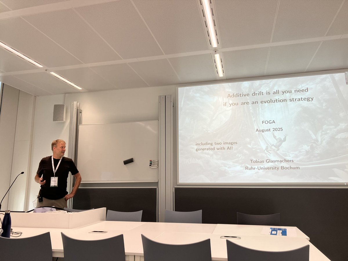 In the last keynote at FOGA, Tobias Glasmachers is talking about drift analysis in evolution strategies