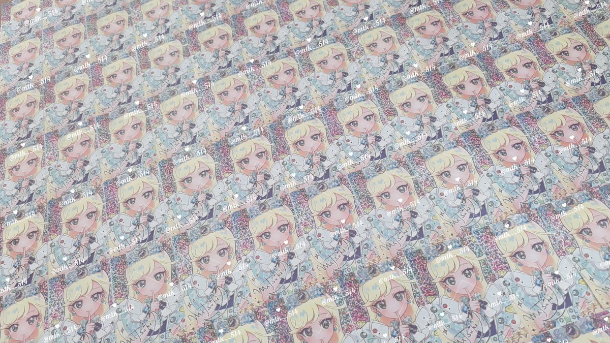 別角度も撮ったので見て👉🏻👈🏻
ヘッダーにしちゃいました👀✧