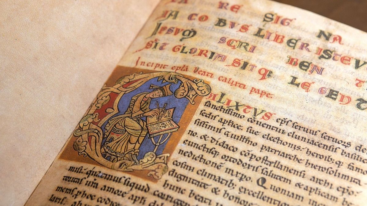 xpuig_'s tweet image. Un compañero de trabajo me contaba que en filología existe una regla llamada &quot;lectio difficilior potior&quot; (la lectura más difícil es preferible) para determinar cuál de las distintas versiones de un texto antiguo es la original.

🧵