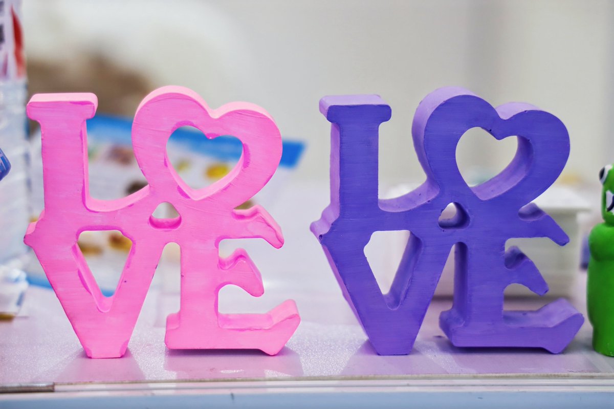 CNISE123's tweet image. Celebrate Qixi with creativity!  At Ningbo Stationery Fair, discover romantic gifts, elegant pens &amp;amp; notebooks to write love, capture memories, and share timeless stories. ✨
#BackToSchool #Stationery #KidsEssentials