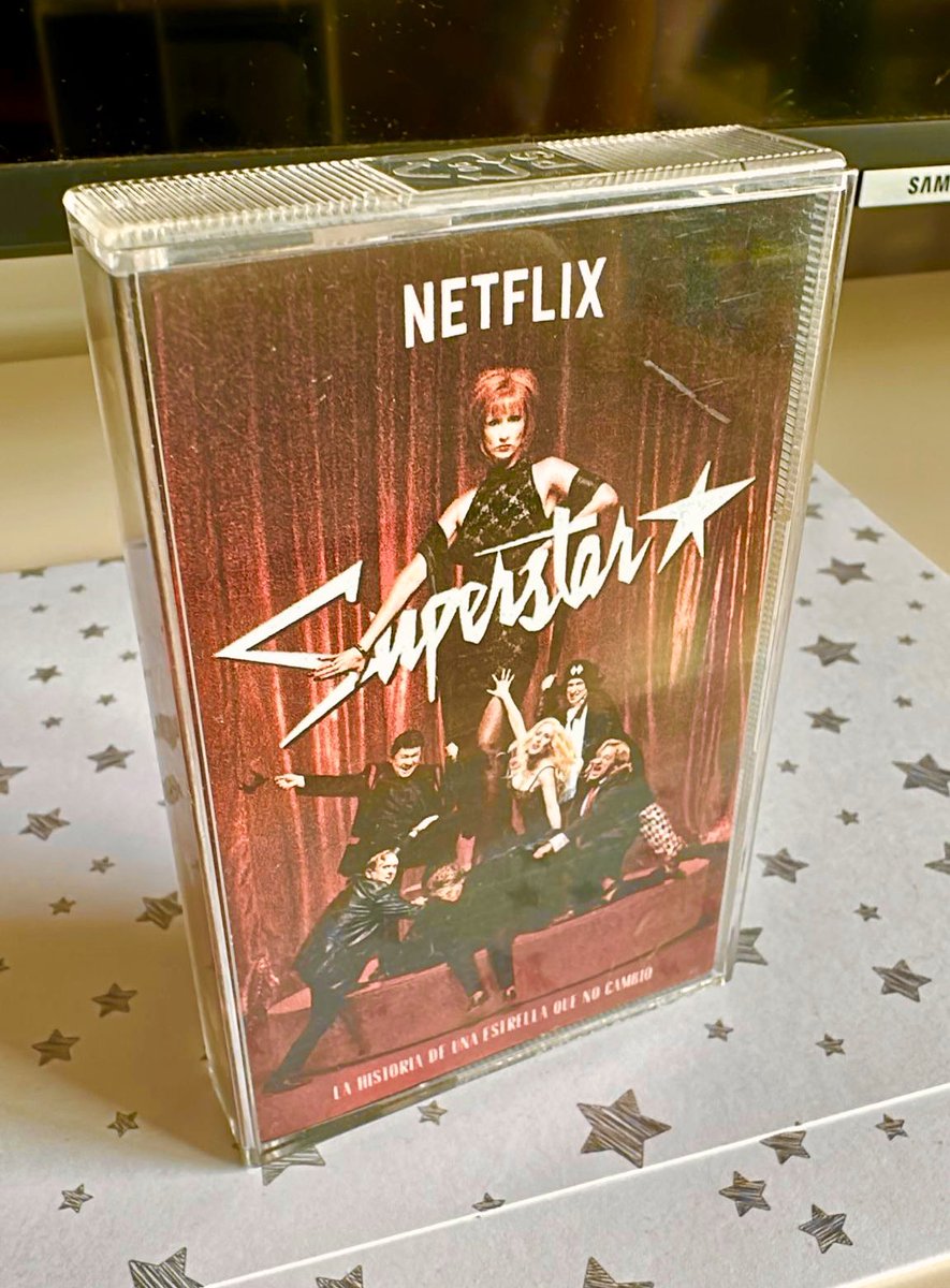 No existe la miniserie en formato físico?
Pues nos la customizamos nivel dios 😎
#Superestar