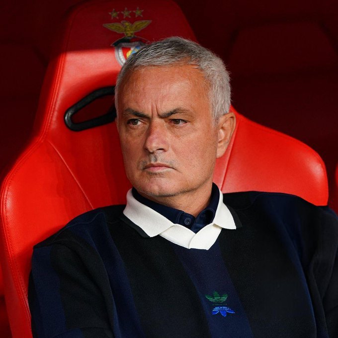 #SONDAKİKA | Fenerbahçe Jose Mourinho ile yolların ayrıldığını açıkladı... 
#AliKoçİstifa etti haberini duymayı nasip et Allah'ım 🤲