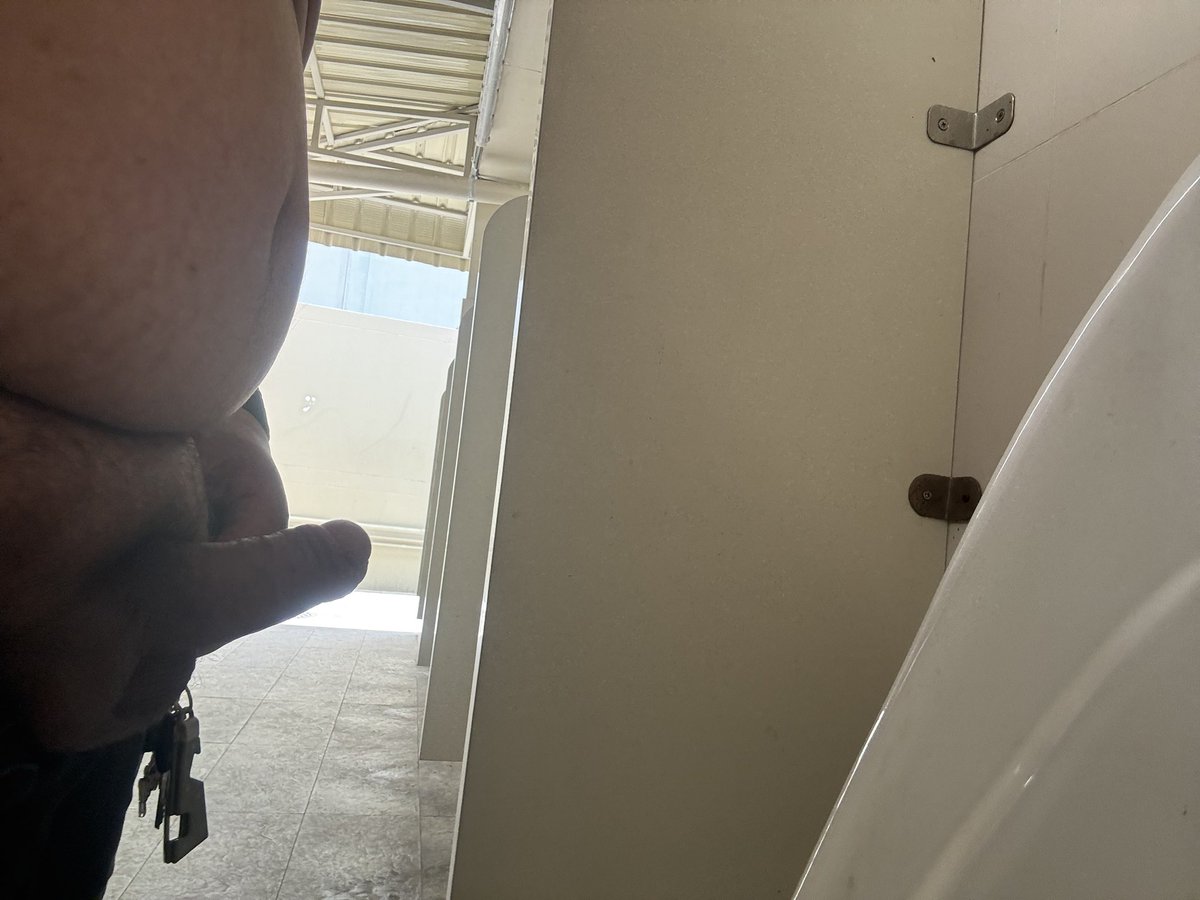 เวลานี้ไม่มีคนเล่นด้วยเลย