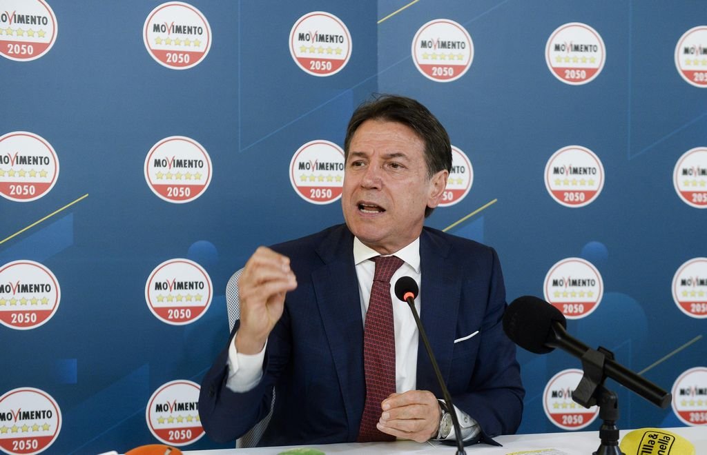 Fatti,non "parole" alla #Meloni!#Conte convoca iscritti <a href="/Mov5Stelle/">MoVimento 5 Stelle</a> per donare UN MILIONE di euro alla popolazione di #Gaza dalle “restituzioni” degli eletti che saranno convogliate a favore #GlobalSumudFlotilla!Unici #DallaParteGiusta,dalla parte dei più deboli! #RidateciConte!