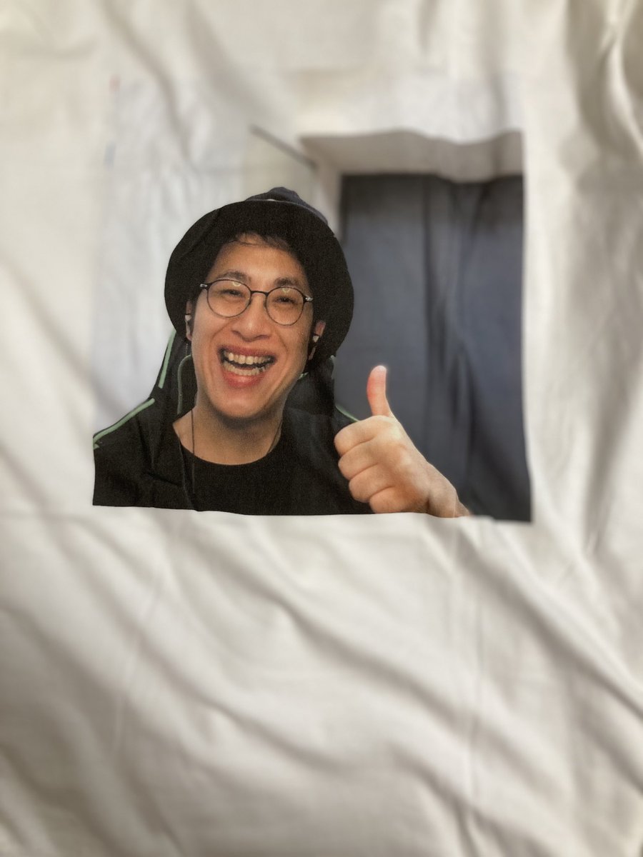 谷T届いた‼️笑笑9月発送予定だったのに結構早いな笑笑今日の配信はこれ着て見ます👀✨ #ぐちんちゅ #たにちゃん #谷口悠  #たにぐちちゃんねる #谷T