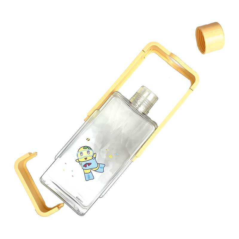 ＜8/30新商品⑦＞

・ふなっしースキューバボトル
￥1,870（税込）

お飲み物を入れると、ふなっしーが楽しく泳いでいるように見えるボトルです♪
フレーム部分は取り外し可能なので、使用後も洗いやすい構造になっています。
 
※食器洗い乾燥機のご使用は避けてください。
 
#ふなっしー