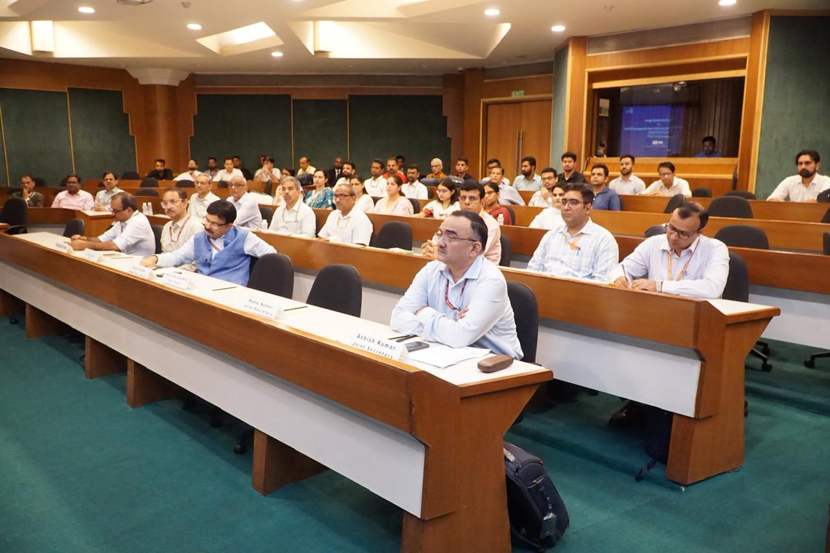 NSEIndia's tweet image. A Capacity Building Program was organised by NSE for the officials of the Department of Investment and Public Asset Management (DIPAM), Union Ministry of Finance, GoI at the India Habitat Centre, in Delhi, today.
(1/2)

#NSE #NSEIndia #DIPAM #DIPAMCapacityBuildingProgram