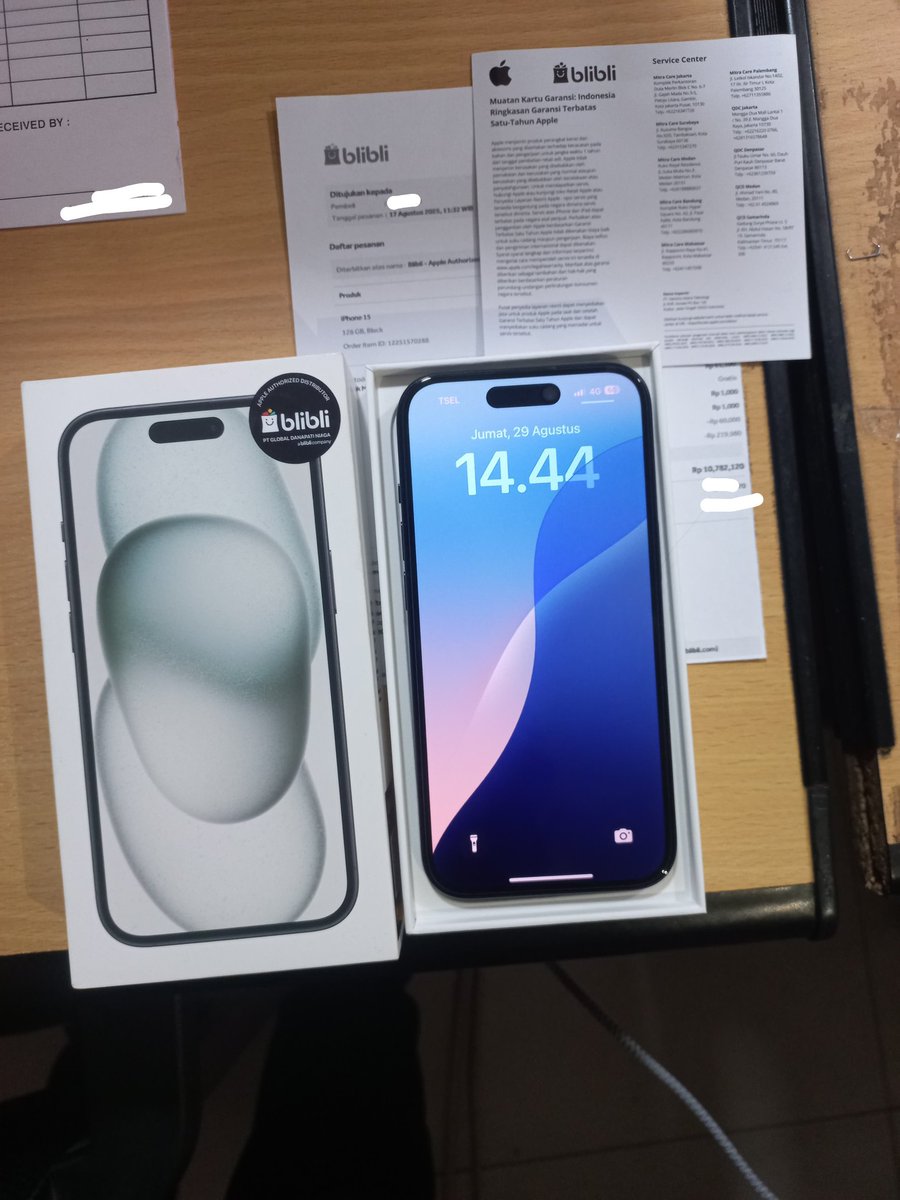 sftriis's tweet photo. WTS || Want To Sell
Iphone 15 128 blibli
Rp10.000.000 (nego tipis)

• Bh 100%
• Fitur aman semua
• Pemakaian under 1 bulan
• Sudah terpasang TG
• COD Jaksel/Depok
• Dm untuk detail lainnya silahkan dm

Tag : wts iphone 15 blibli want to sell https://t.co/eSyZZqy6KM