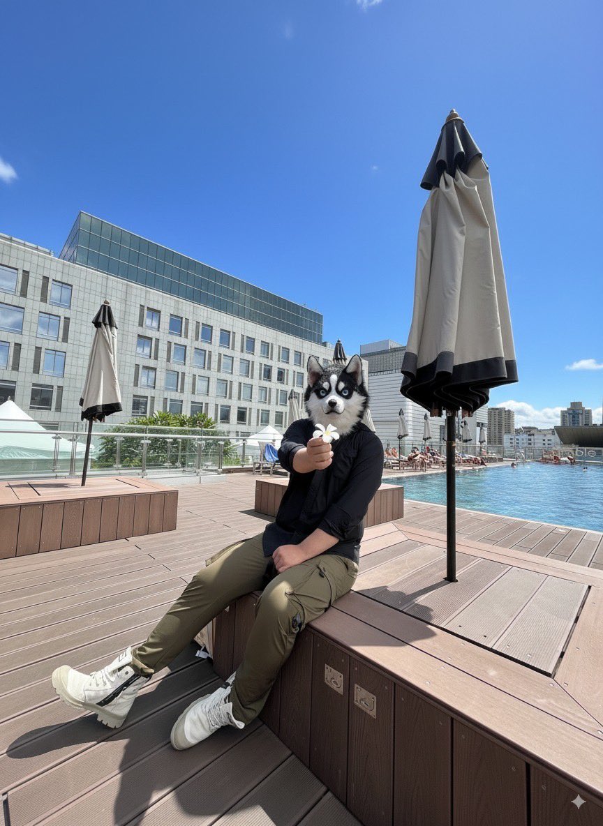 花あげるよ！🌼☀️
#FursuitFriday