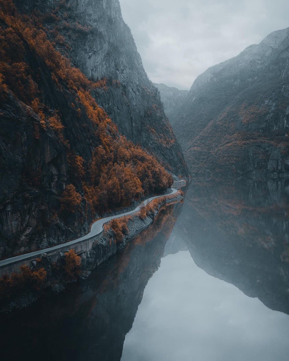 — autumn’s embrace 🍂