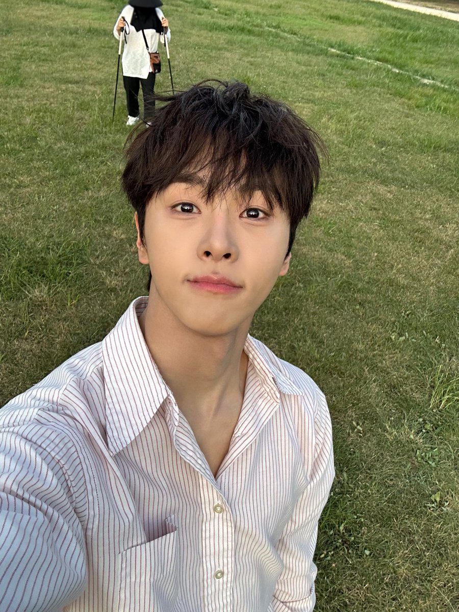 [#유준]

엘스 금요일도 파이팅!! 💪🏼

#BAE173 #비에이이173
#YOOJUN