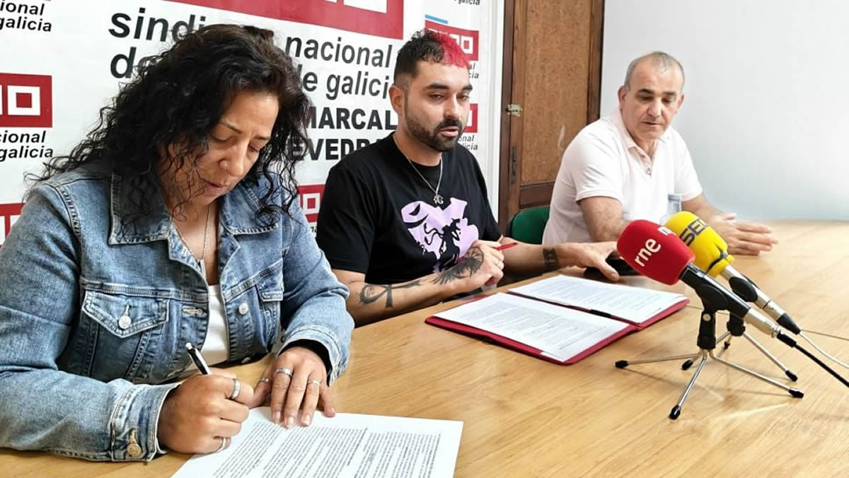 S. N. de CCOO Galicia (@ccoogalicia) on Twitter photo 🚨 CCOO denuncia as «mínimas» condicións de seguridade nas auxiliares de ENCE #Pontevedra.
No que vai de 2025 xa houbo 3 accidentes graves e 40 denuncias na Inspección de Traballo
📸 Foto: <a href="/PontevedraViva/">PontevedraViva.com</a>
🔗 ccoo.gal/noticia:734915… 🚨 CCOO denuncia as «mínimas» condicións de seguridade nas auxiliares de ENCE #Pontevedra.
No que vai de 2025 xa houbo 3 accidentes graves e 40 denuncias na Inspección de Traballo
📸 Foto: <a href="/PontevedraViva/">PontevedraViva.com</a>
🔗 ccoo.gal/noticia:734915…