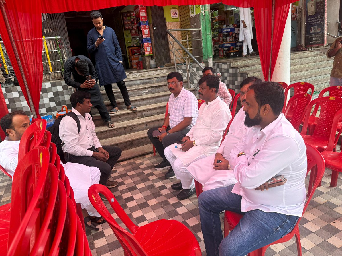 dineshjsrbjp's tweet image. गोपाल दोसा के नए आउटलेट रोड नंबर 15 मानगो में आज शुरुआत किया गया, विधायक पूर्णिमा साहू और मणिलाल साहू के द्वारा फीता काट कर शुभारंभ किया गया।

मदन साहू और परिवार के सदस्यों को बहुत बहुत बधाई एवं शुभकामनाएं।
#gopaldosa #newoutlet #dosashop