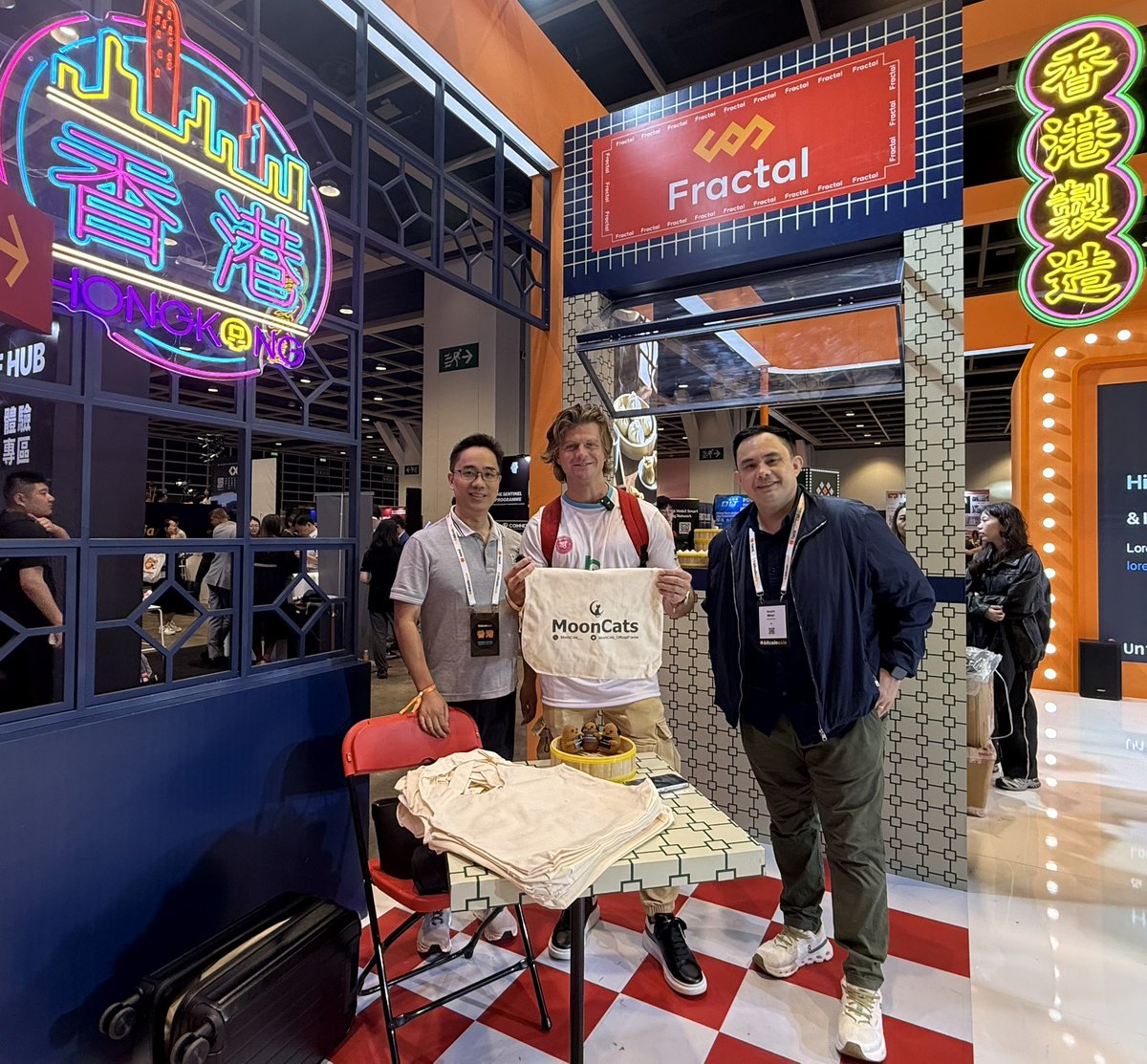 DavidThaDegen's tweet image. A match made in heaven @MoonCats__ X @fractal_bitcoin 
#Untamed