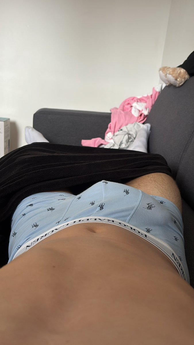 Lhkenzoy7's tweet photo. Quelqu’un pour s’occuper d’elle au réveil ?😈💦

https://t.co/pLgm3kDp9u https://t.co/VIJ1ybAf9c