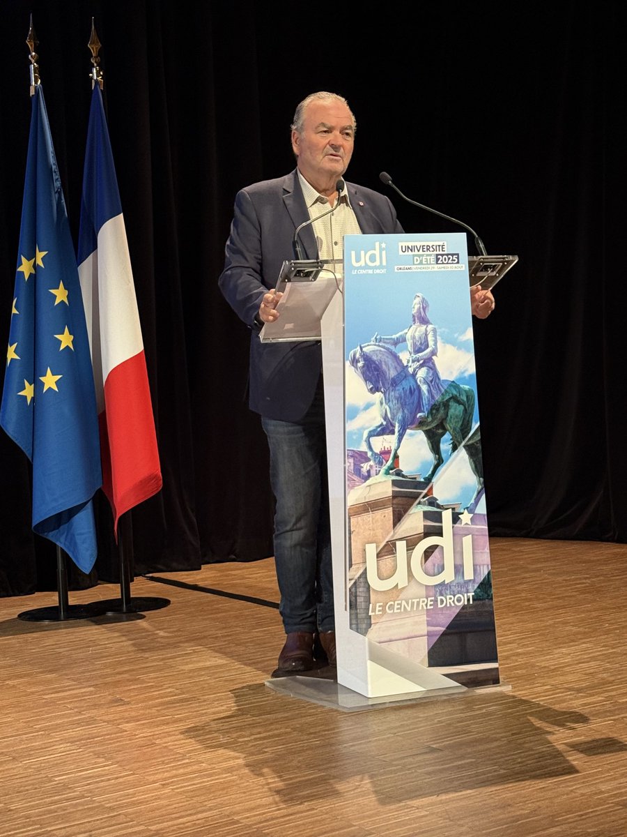Ouverture de l'université d'été de l'UDI à Orléans par O.Henno,secrétaire général et sénateur du Nord.Ce soir JL.Borloo s'exprimera sur la situation politique