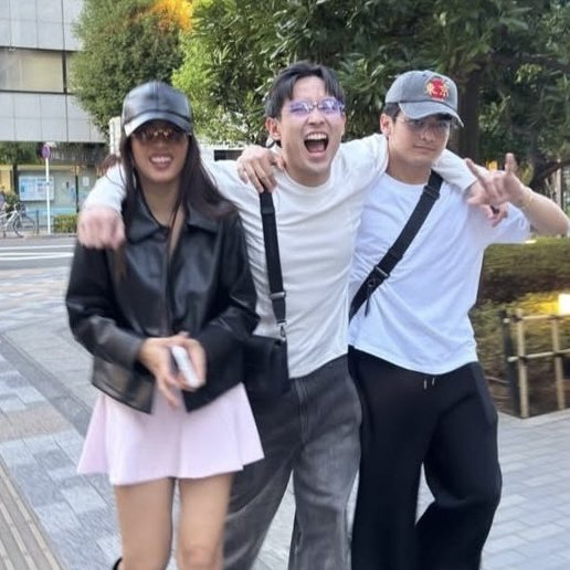 so so cute 🥹 &lt;3 i love u guys

COLORUMZscapes IN JAPAN
