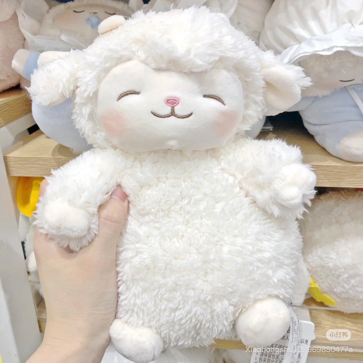 girlboss tweet media