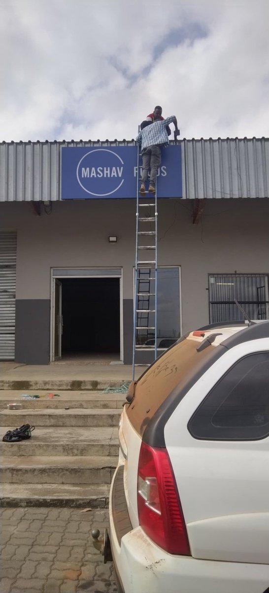 sketchdesign8's tweet photo. Sikabi ngalokwe ma lightbox 🙌 Another clean installation by @sketchdesign8 for Mashav foods 👌 https://t.co/ABkMu0Rw9j