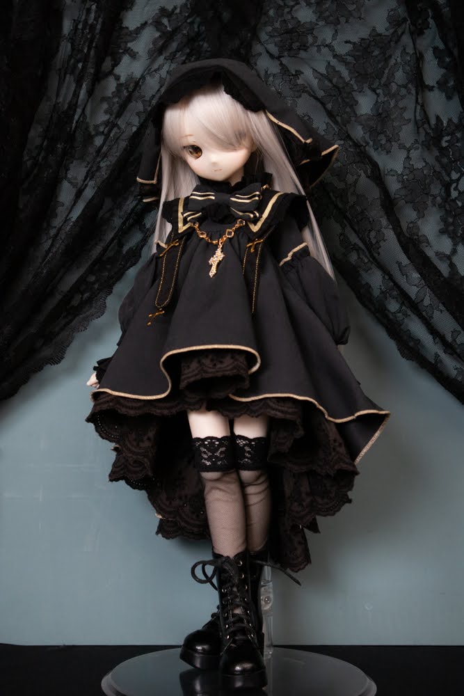 出品しましたー！

【ばにちょこ】シスター服/ショート・ロングバージョン　限定カラー【闇-オプスキュリテ-】
auctions.yahoo.co.jp/seller/EZNDUDZ…

シスター服の真っ黒バージョンです♡絶対に可愛いのができると確信して作り始めて、想像以上に可愛いのが完成しました✨️見て頂けたら嬉しいです〜！#ばにちょこ