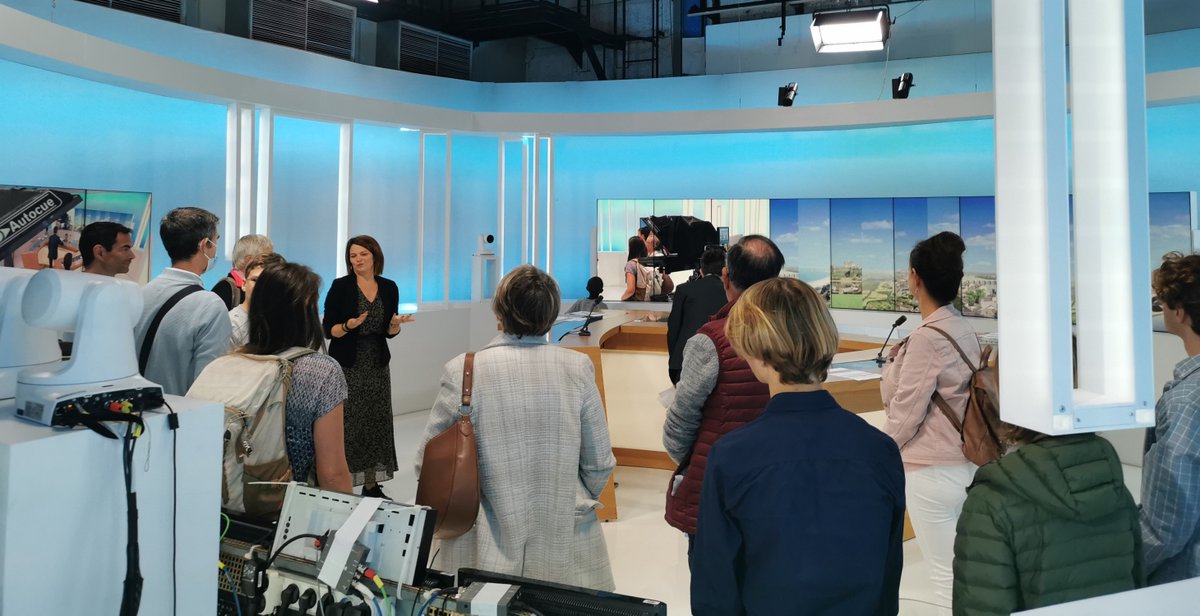 🎥À l’occasion des #JEP2025, France 3 Pays de la Loire ouvre ses portes le samedi 20 septembre à Nantes. Venez découvrir les coulisses, comment l’info prend vie, rencontrer les équipes et visiter le plateau du JT !
📍 Visites guidées sur inscription
👉france3-regions.franceinfo.fr/pays-de-la-loi…