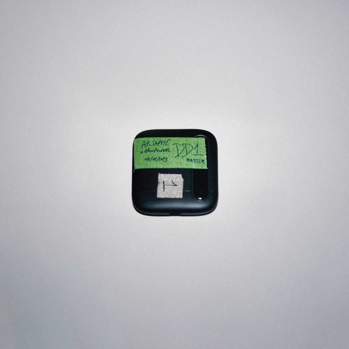 _00 [gm_prelude]

Celui qui résume tout.

gm_prelude, single disponible partout.

ARSAPHE.lnk.to/GMPRELUDE