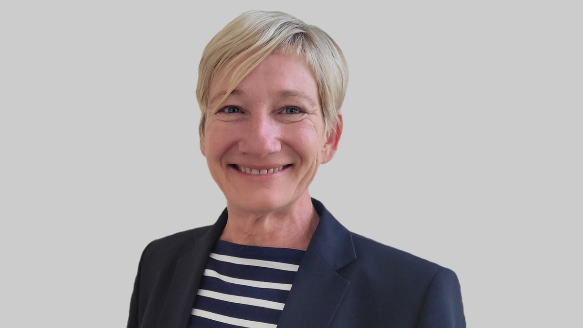 bernzen_partner's tweet photo. Prof. Dr. Katja Robinson ist neue Partnerin bei BERNZEN Rechtsanwälte: Wir heißen herzlich Frau Prof. Dr. Katja Robinson als neue Partnerin bei BERNZEN Rechtsanwälte willkommen. Mit ihrer langjährigen Erfahrung in den Bereichen Sozialrecht, Arbeitsrecht… https://t.co/kHWiermpZJ https://t.co/j3PyNU2DNY