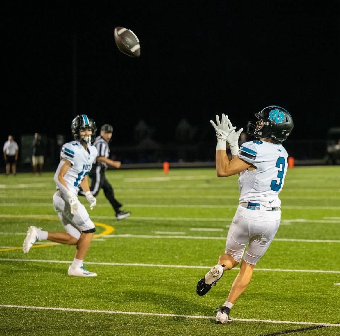 North Oldham Football (@nohsfball) on Twitter photo Congrats to our guy <a href="/LucasTompkins5/">Luke Tompkins</a> on being named the <a href="/sports_cj/">Courier Journal Sports</a> Player of the Week after his stellar performance against Henry Clay!
118 scrimmage yards + 2 TDs on offense
4 tackles, 2 PBUs, 2 INT + TD on defense.
Heckuva start to 2025, No. 3!!
courier-journal.com/story/sports/p… Congrats to our guy <a href="/LucasTompkins5/">Luke Tompkins</a> on being named the <a href="/sports_cj/">Courier Journal Sports</a> Player of the Week after his stellar performance against Henry Clay!
118 scrimmage yards + 2 TDs on offense
4 tackles, 2 PBUs, 2 INT + TD on defense.
Heckuva start to 2025, No. 3!!
courier-journal.com/story/sports/p…