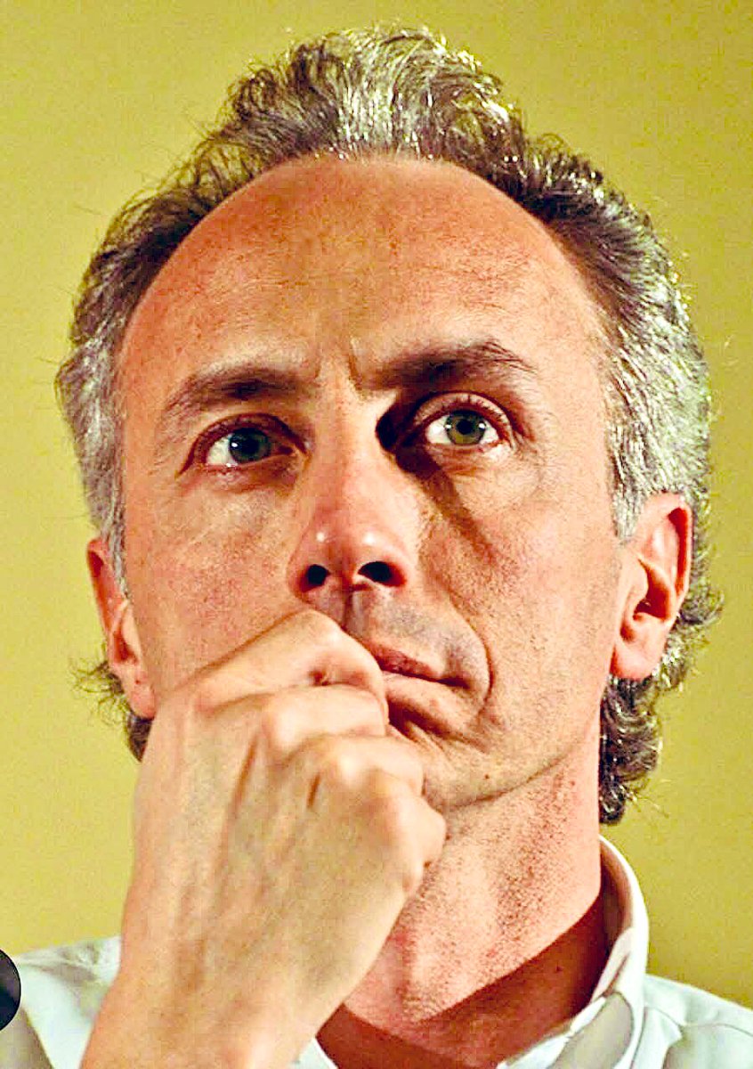streetcnina's tweet photo. GAZA SECONDO TRAVAGLIO 

Marco Travaglio oggi firma un editoriale sul futuro di #Gaza: un testo che, dalla prima all’ultima riga, trasuda di colonizzazione. 

La Resistenza palestinese viene cancellata, il popolo ridotto a manodopera silenziosa …

#MarcoTravaglio https://t.co/lJjpR2o75Y