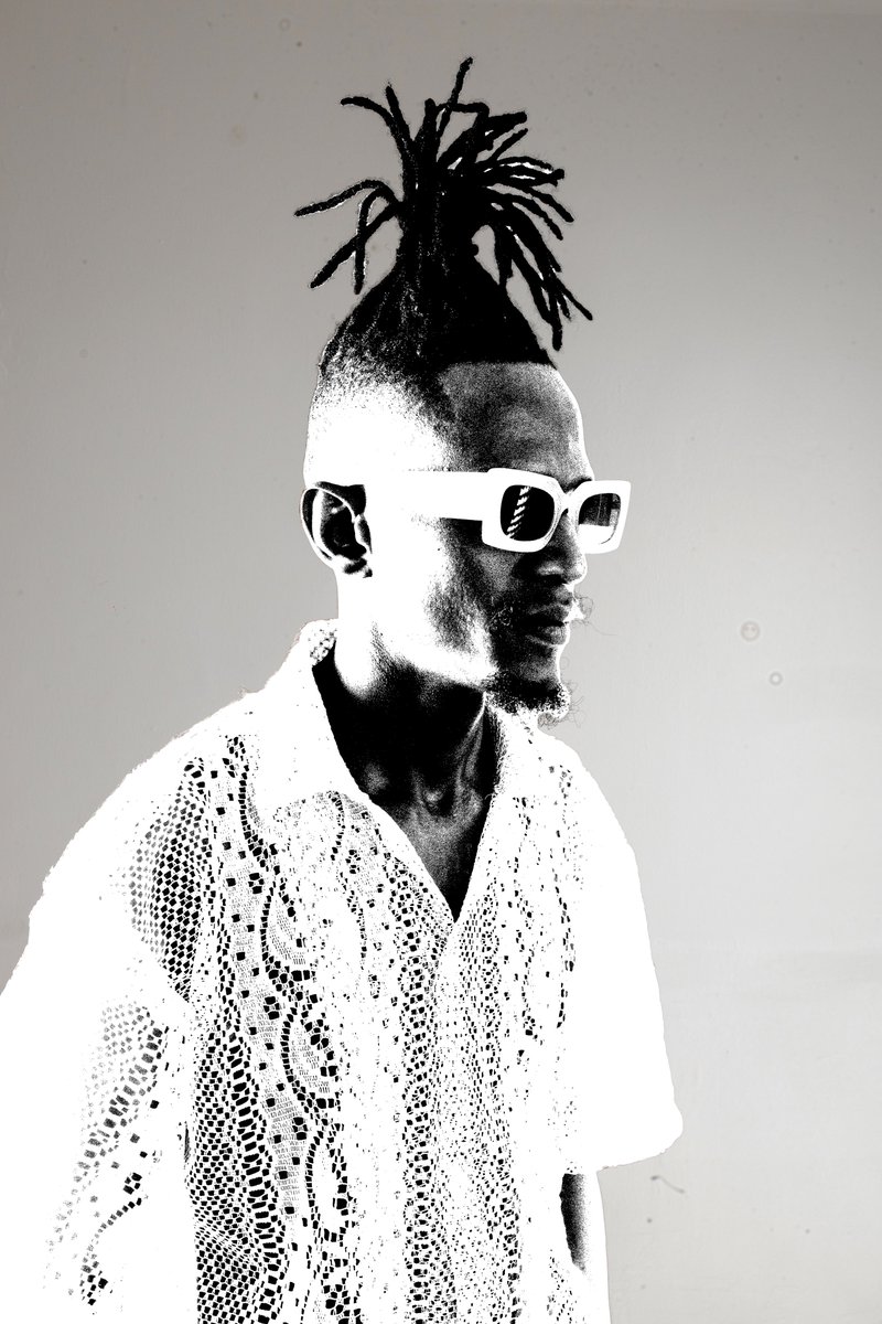 “Rambe” out everywhere 

hypeddit.com/lush038