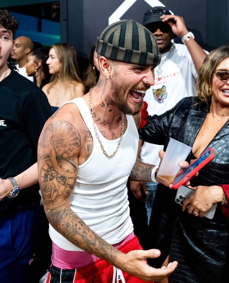 o tamanho do braço do homem 🥵